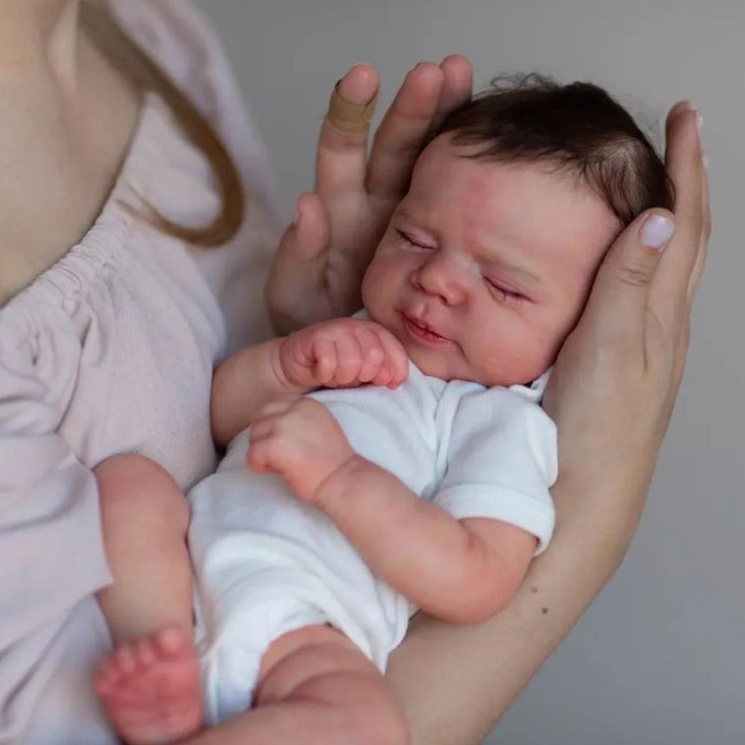 [Birthday Gift] 18-Inch Soft Vinyl Reborn Baby Doll, 46Cm, Featuring 3D-Painted Skin And Hand-Painted Visible Veins. A Lovely Sleeping Girl Toy, Perfect As a Birthday Gift for Kids