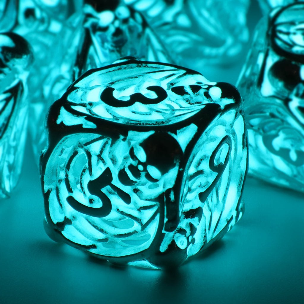 Glow In The Dark Skull Metal Dice Set 7pcs, UV Fluorescent Hollow Polyhedral RPG Dice, DND Dice, Gift For Gamers, Ideal Christmas Halloween Easter Gifts