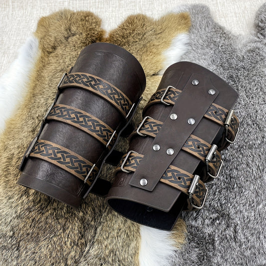 1pc/2pcs, Renaissance Medieval Viking Buckle Style Arm Guards, Embossed Pattern Faux Leather Bracers, Halloween Christmas Cosplay Costume, LARP Party Play Decors, Photography Props, Stage Performance Accessories
