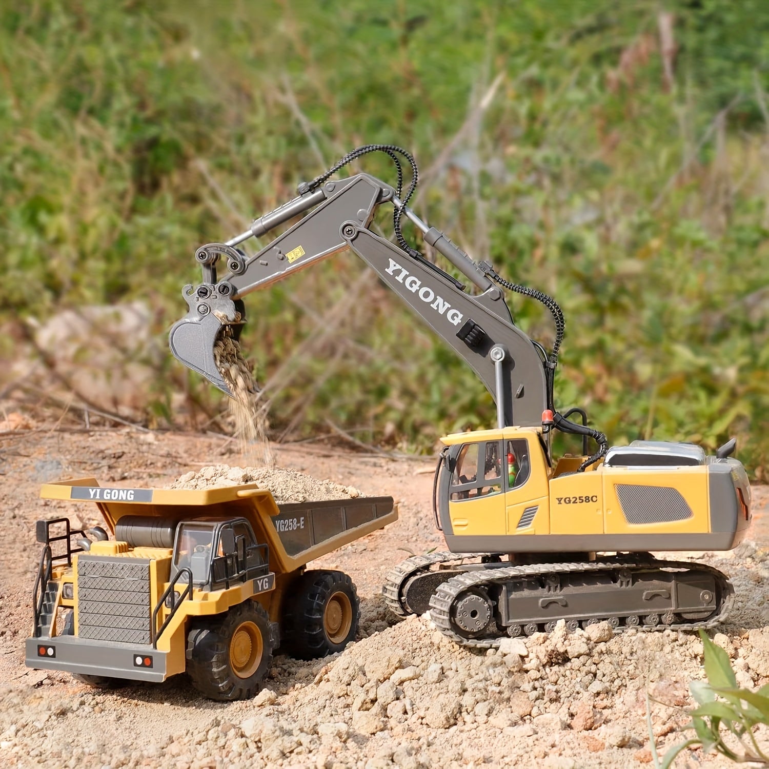 4/3/2pcs Remote Control Construction Vehicle Set, 2.4G 12-Channel Remote Control Excavator, Dump Truck, Bulldozer, Loader, Alloy and Plastic Construction Toy Car Set, RC Construction Equipment for Kids