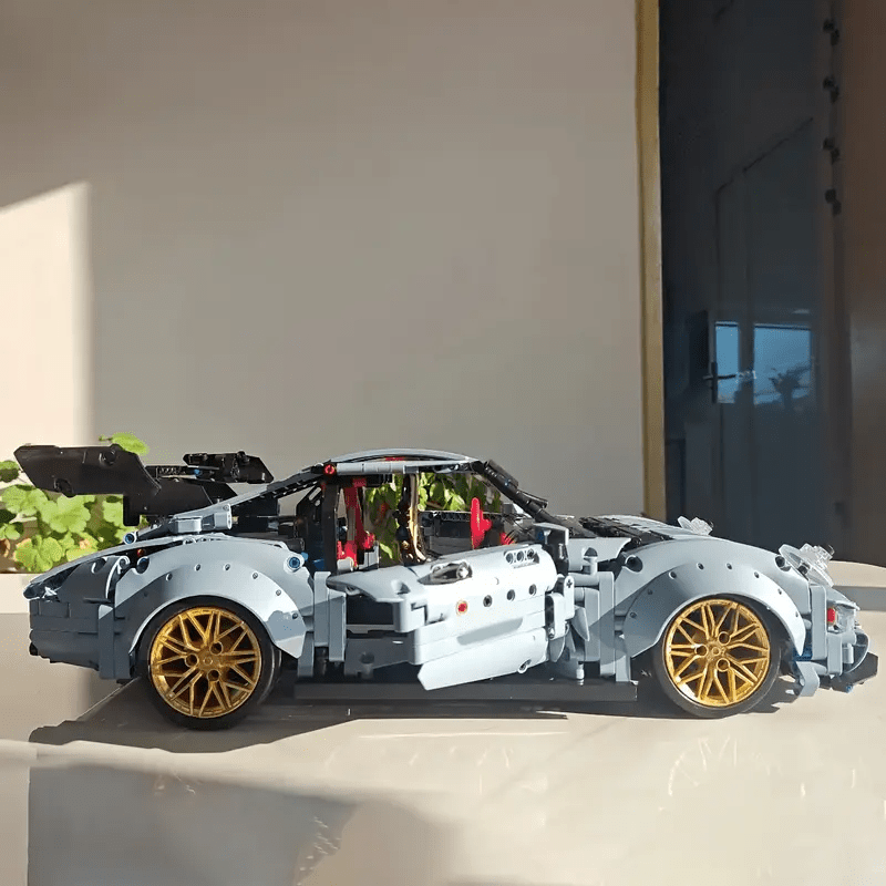2100pcs Cool Toys for Men Creative Misty Blue Lowrider Sports Car Building Blocks Model Fashionable Model Desktop Ornament Room Decoration, Home, Adult Building, Valentine'S Day Gifts