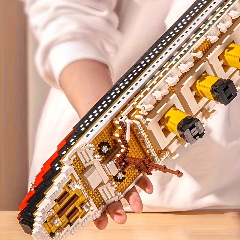Cruise Ship Model, 3000+Pcs/Set Large Cruise Ship Model Building Blocks Set - - - Perfect for Halloween, Thanksgiving, Christmas, And Easter Gift, High-Quality