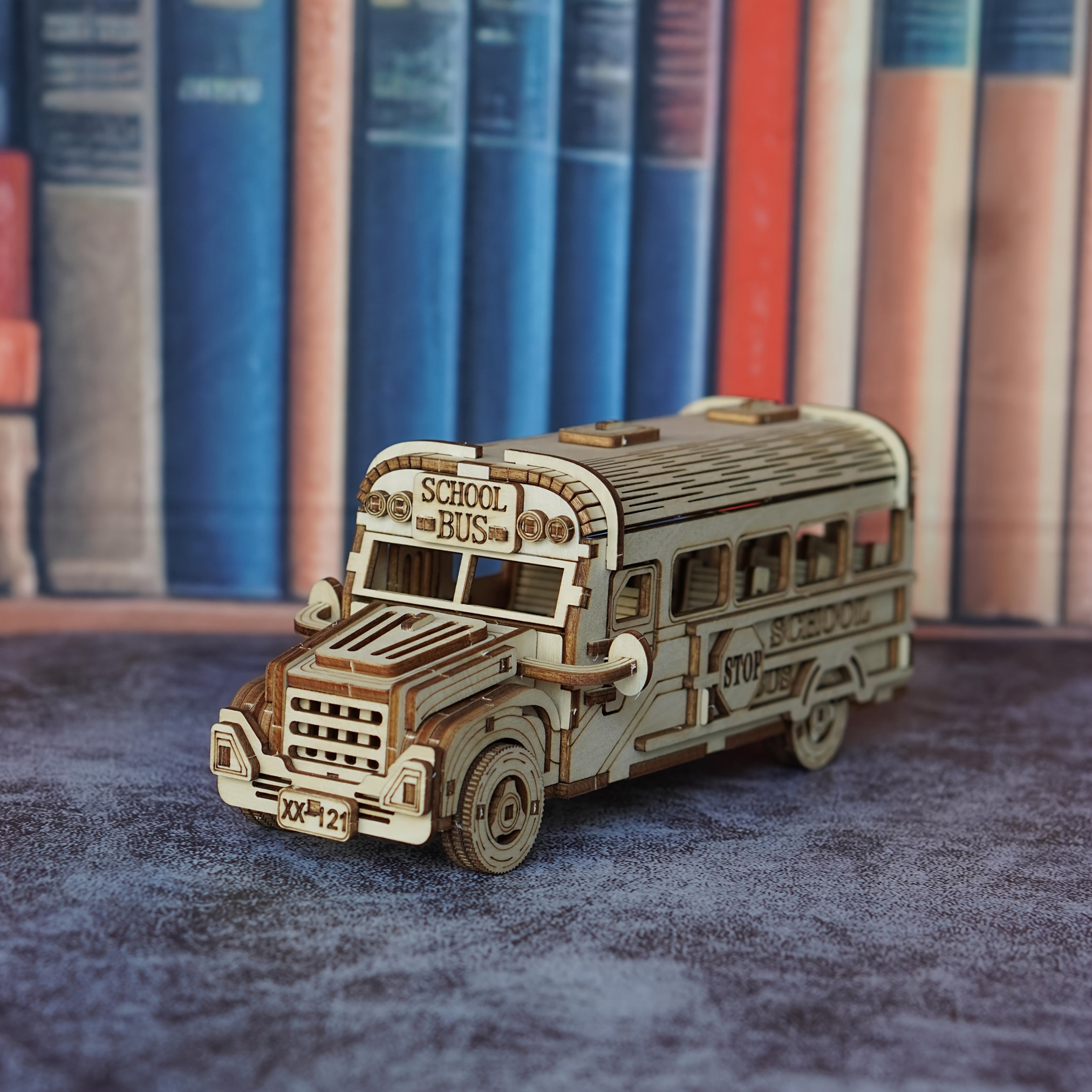 3D Wooden Puzzle School Bus Model American-Style Toy Bus with "SCHOOL BUS" Sign, Handmade DIY Car Model, Yellow Plywood, Ideal Gift for Birthdays, Halloween, Christmas, Thanksgiving, Festive Gift Item