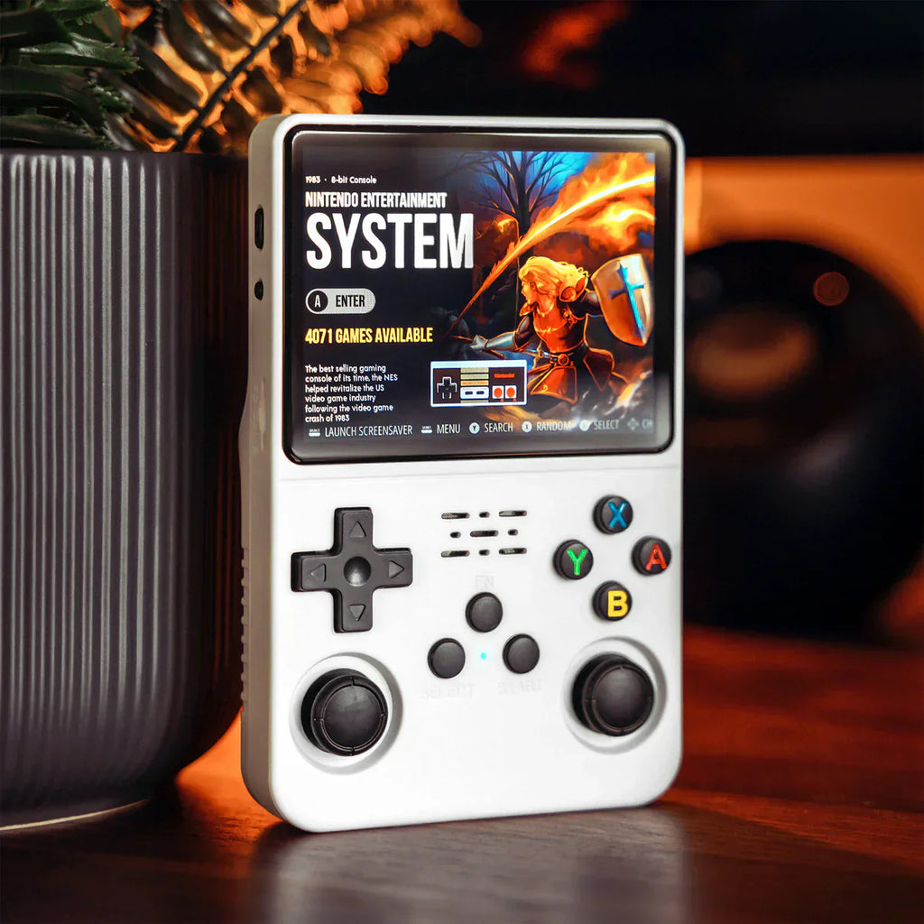 Handheld Game Console R36S – 3.5" IPS Retro Emulator 20+ Systems Plug and Play